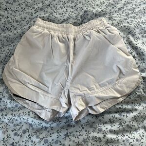 Alphalete Women's Light Gray Athletic Shorts